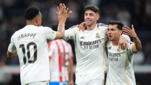 El Real Madrid tropieza ante el Girona y se aleja del título de Liga